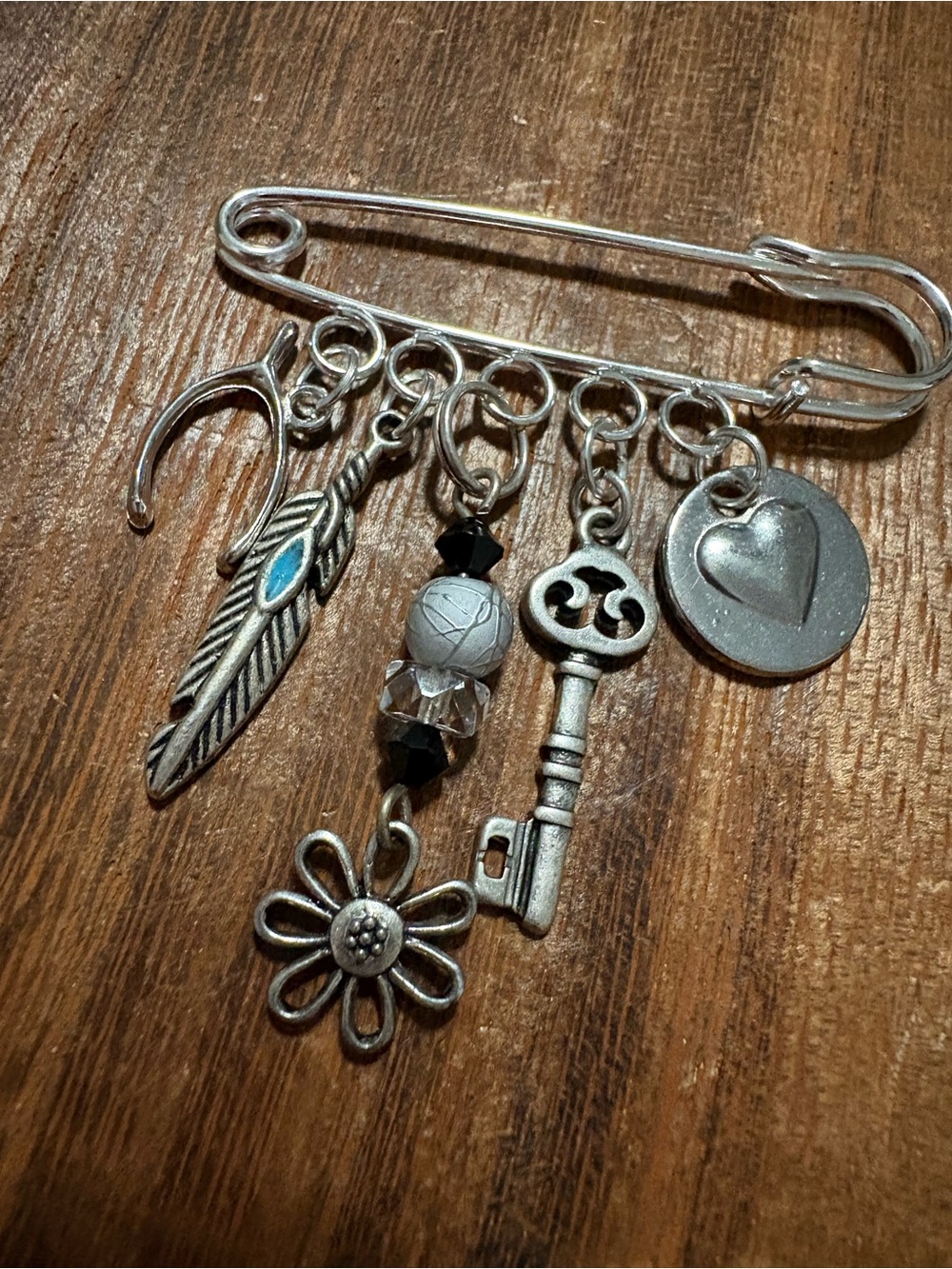 Silver-Tone Charm Safety Pin Brooch with Feather, Key & Heart & wishbone